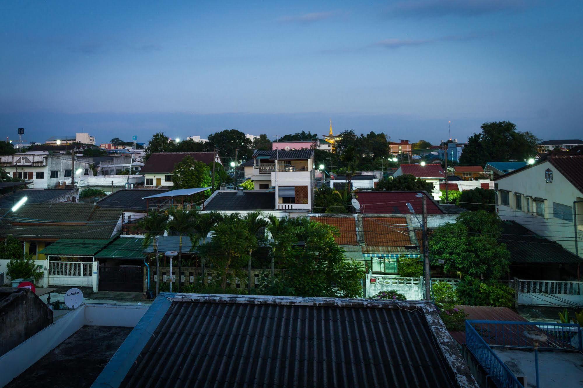 Rest Solution Chiang Mai Hotel Exterior photo